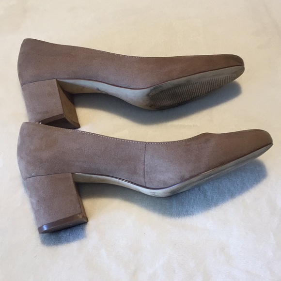 ❌ SOLD 🛍Nine W. tan suede pumps - Picture 3 of 8